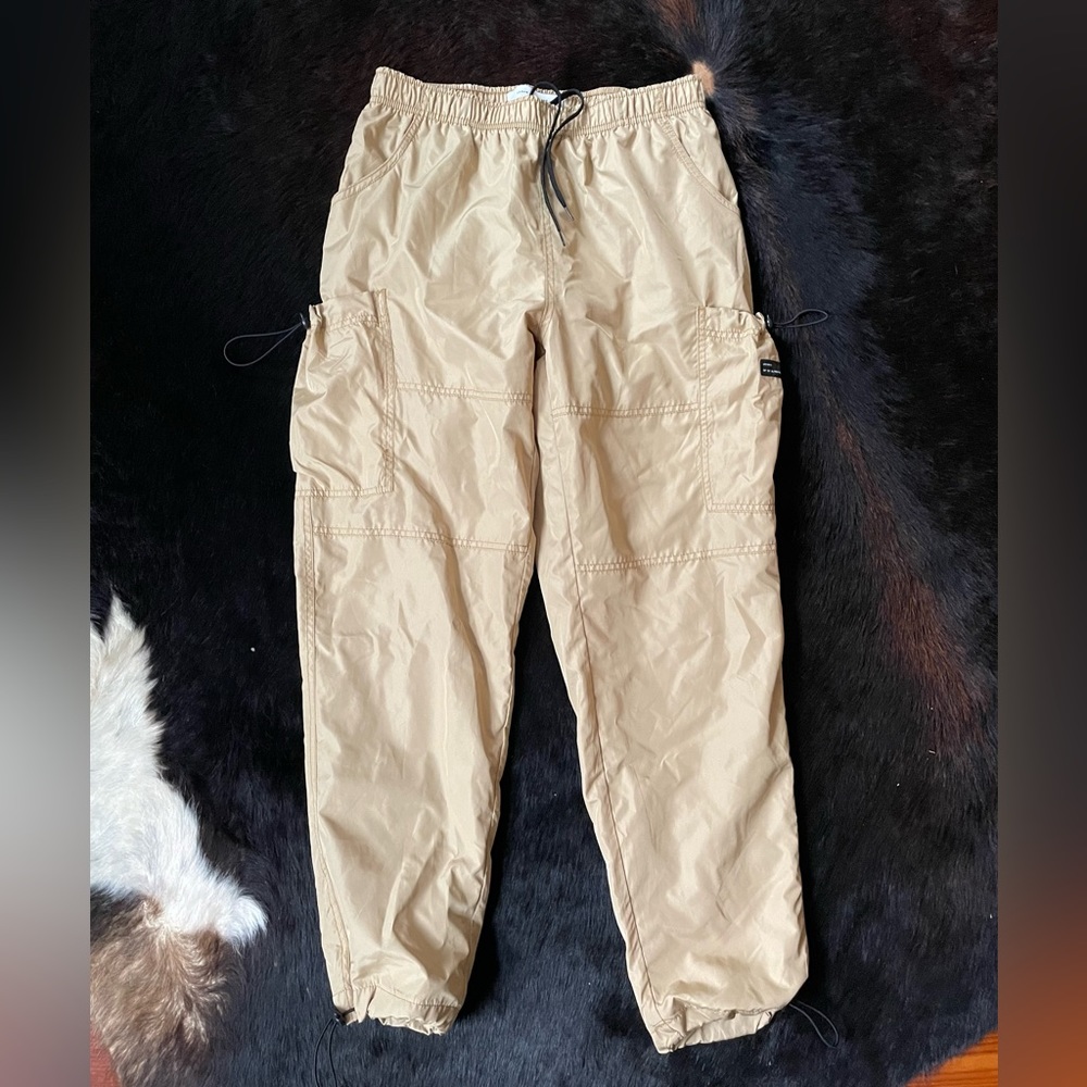 URBAN OUTFITTERS NYLON CARGO PANTS
